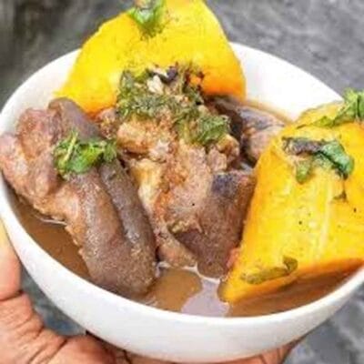 GOATMEAT PEPPERSOUP WITH PLANTAIN