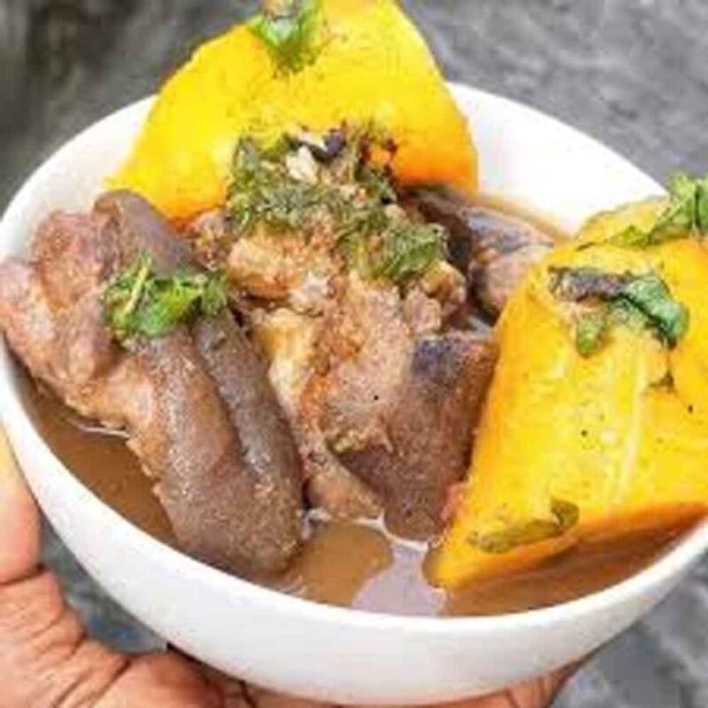 GOATMEAT PEPPERSOUP WITH PLANTAIN